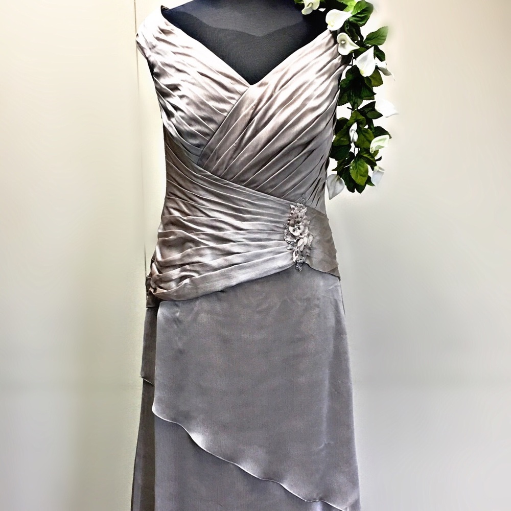 Maid of honor dress/mother of the bride